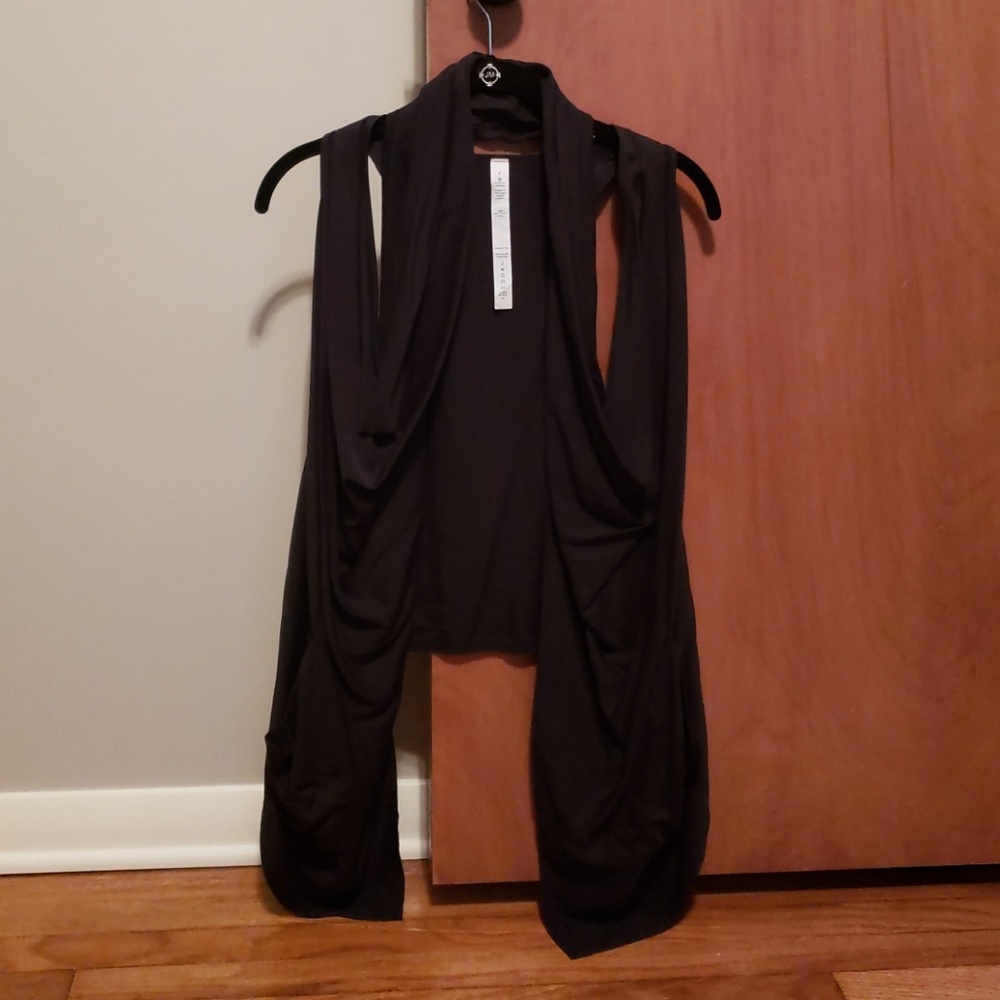 Lululemon Tranquility Sleeveless Wrap - Size 4